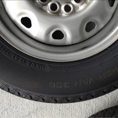 YOKOHAMA　SUPER VAN 145/80R12 タイヤセットの画像