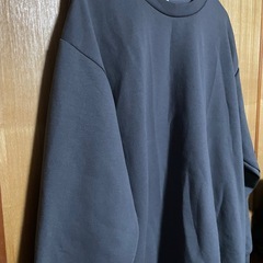 美品✨GUスウェットの画像