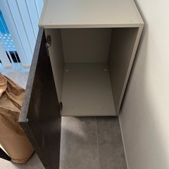 収納棚の画像
