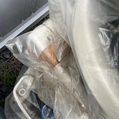 LIXIL INAX洋式便座タンクセット一式の画像
