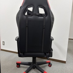 ゲーミングチェアの画像