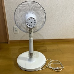 TEKNOS フルリモコン DC リビング扇風機の画像