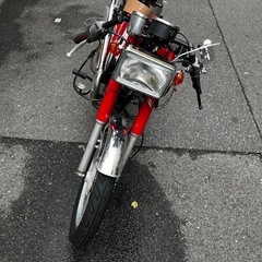 YB-1
の画像