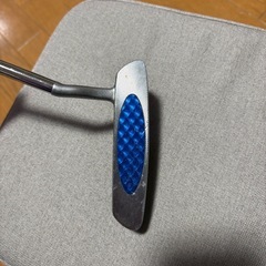 ゴルフ　パター　ナイキ　カバー付き
の画像