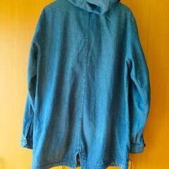 【古着】Top-Sider　ジーンズ生地のフード付きパーカー　Ｍ　ブルー　中古　送料が高いので取りにこれる方限定の画像