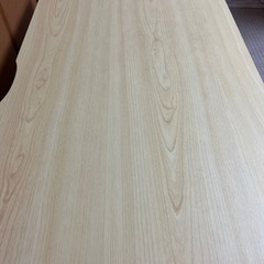 シンプルな机　パソコンデスクにいかが？の画像