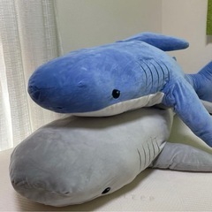 【新品未使用品】メガシャーク ぬいぐるみ 2種セット サメの画像