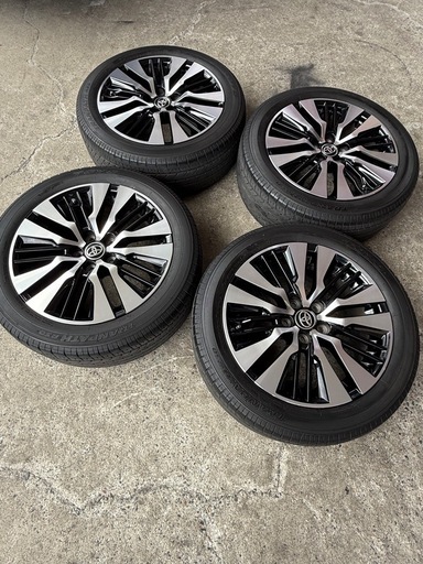 30系ヴェルファイア後期純正切削光輝18インチアルミホイールタイヤセット　新車装着タイヤ TOYO PROXES R30 19年製造