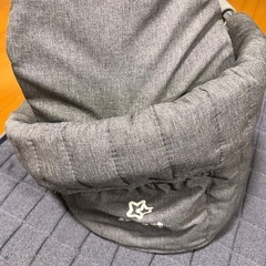 テーブルチェアの画像