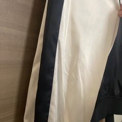 GU スタジャンの画像