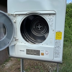 衣類乾燥機の画像