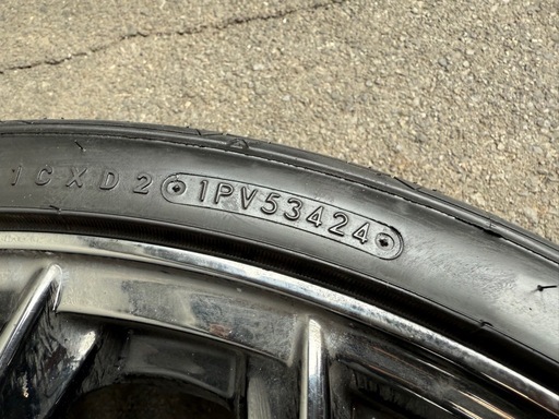 30系アルファードヴェルファイア向けタイヤホイールセット　22インチKranze Felzen358evo Nitto invo 