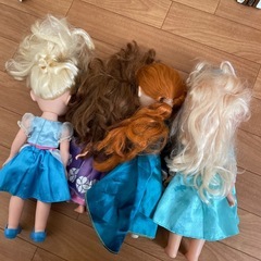ディズニープリンセス　人形の画像