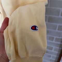 champion チャンピオン パーカー クリーム色の画像