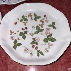 GYP1024 ウェッジウッド　WEDGWOOD 食器3点　平皿　プレートの画像