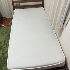 シングルベッド、シングルマットレスの画像