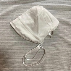スムースフード付きセレモニードレスの画像