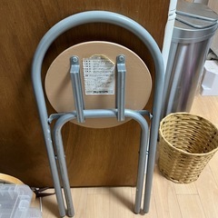 折りたたみいすの画像