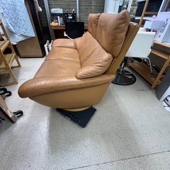 カリモク　2〜3人掛け　ソファ　レザーの画像