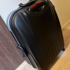 スーツケースの画像