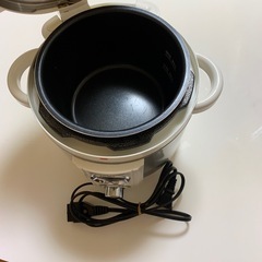 至急最終値下げ❗️お早目(できれば10/25)希望😭電気圧力鍋1.2L(デリッシュキッチンコラボ)の画像