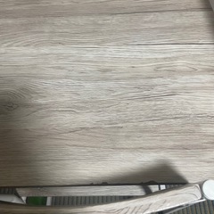 机&椅子の画像