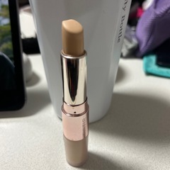 ティルティルコンシーラーの画像