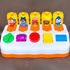 アンパンマン ひらいてぴょこん！ バンダイBANDAI ベビラボ 知育玩具 APの画像