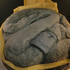 ニトリ シングル 毛布 グレーの画像