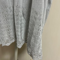 COMME CA DU MODE  トップス 薄手ニットグレー M 早い者勝ちの画像