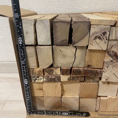 薪　木材詰め合わせ　① 80サイズ　21センチ　キャンプ　焚き火　BBQの画像