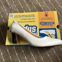 パンプス　新品　24.5cmの画像