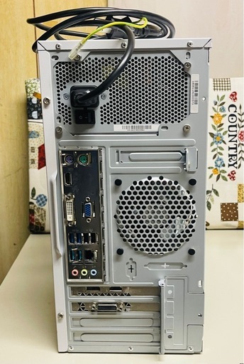 【EPSON】Endeavor MR8200-M Core i7 ★中古品です。