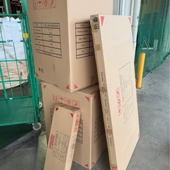 家具の配送組み立てスタッフの画像