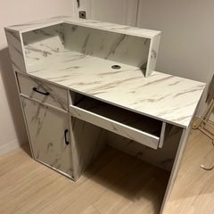 テーブルの画像