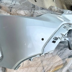 TOYOTA カローラクロス フロントバンパー トヨタの画像