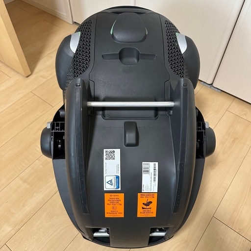 美品】cybex クラウドG i-Size plus ムーンブラック (M) 淀のベビー