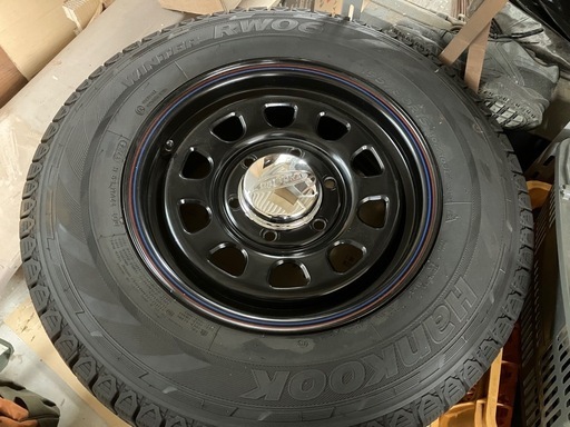 ハイエース　スタッドレスタイヤホイールセット
