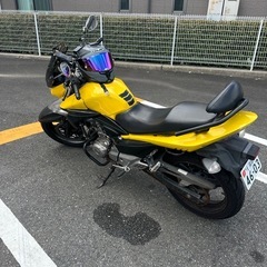 GSR250パーツ、ヘルメット付きの画像