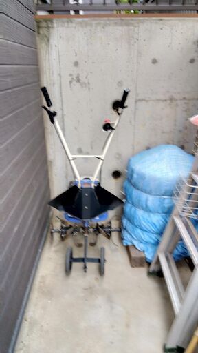 ISEKI 耕運機パンジーKM27 99㏄2.7馬力＋ガソリン携行缶10L (老蟹