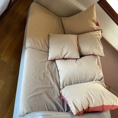 ソファー2人掛けの画像
