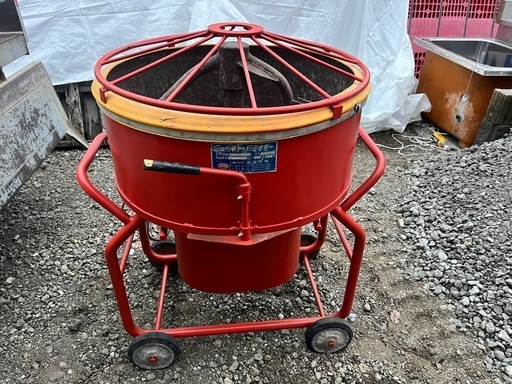 友定建機　モルタルミキサー