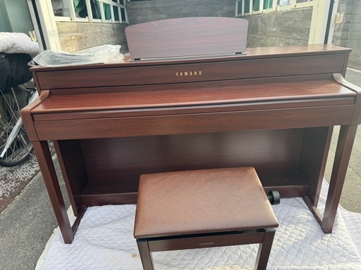 中古美品 YAMAHAヤマハ電子ピアノCLP-535M 2016年製　専用椅子付き