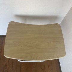 コンピューターテーブルの画像
