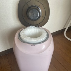 ゴミ箱の画像