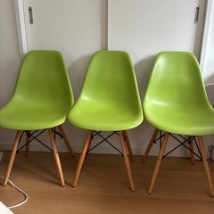 イームス椅子　何ちゃって　の画像