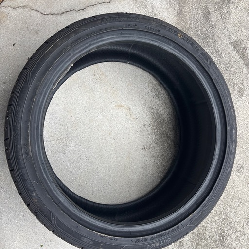 グッドイヤー　　215 40 17インチ　4本