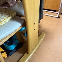 ダイニングテーブルの画像