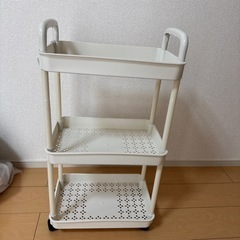 3段ラック　シェルフの画像