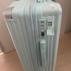 スーツケースの画像
